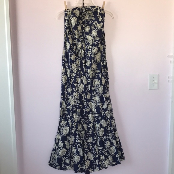 Wide Ruffled Hem Maxi - Picture 2 of 8